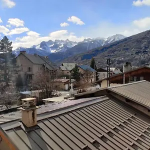 https://maison-calme-independante-et-vue-sur-les-montagnes.fr-provencehotel.com